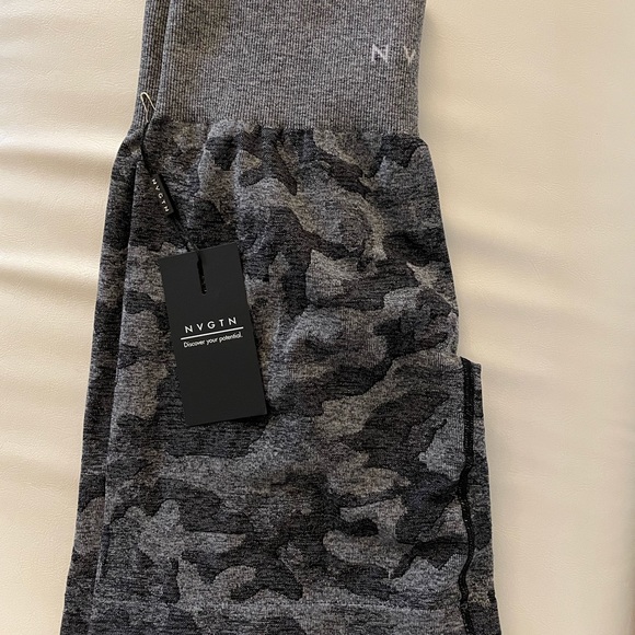 NVGTN Black Camo Seamless Shorts - Picture 4 of 4